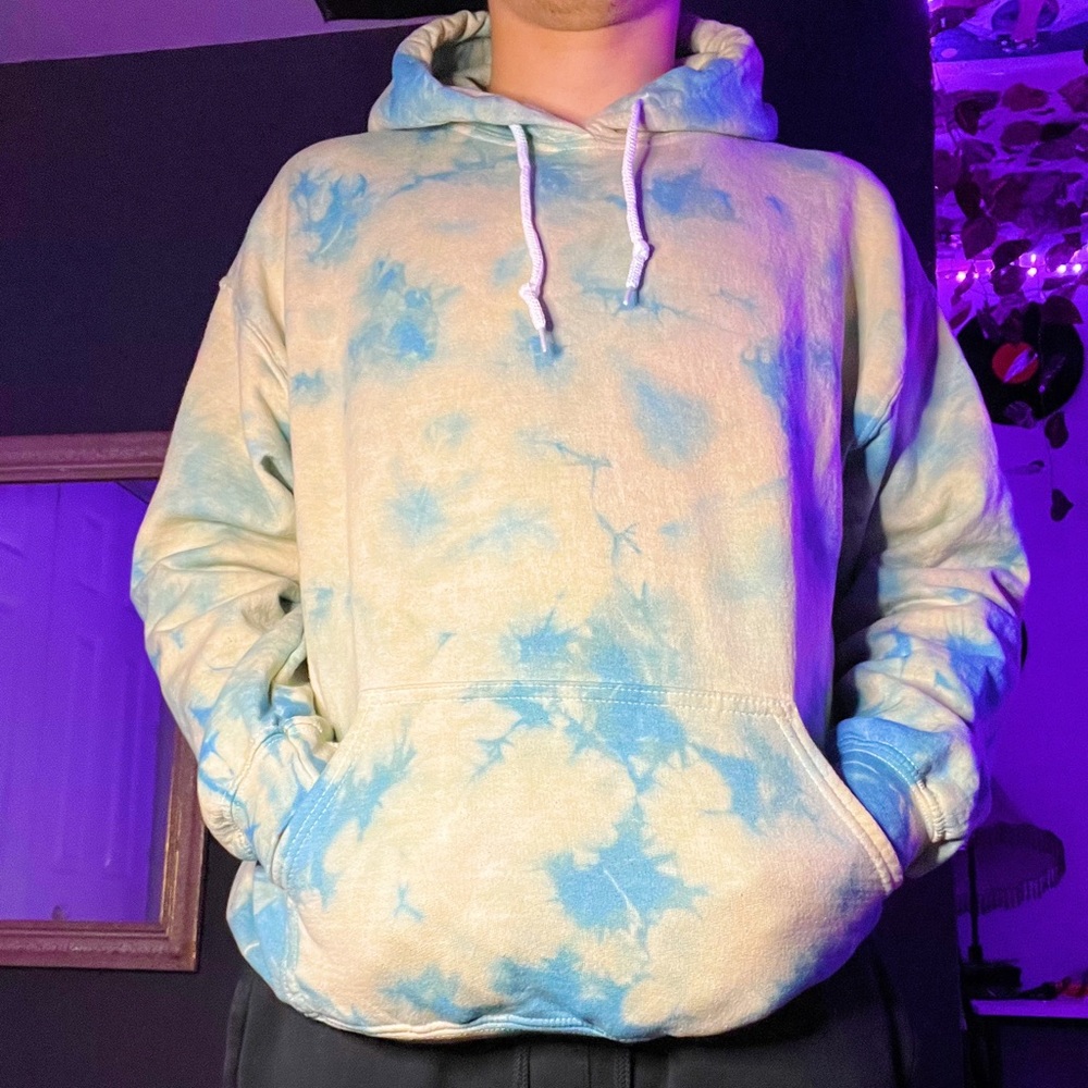 large oversized tie dye sweatshirt